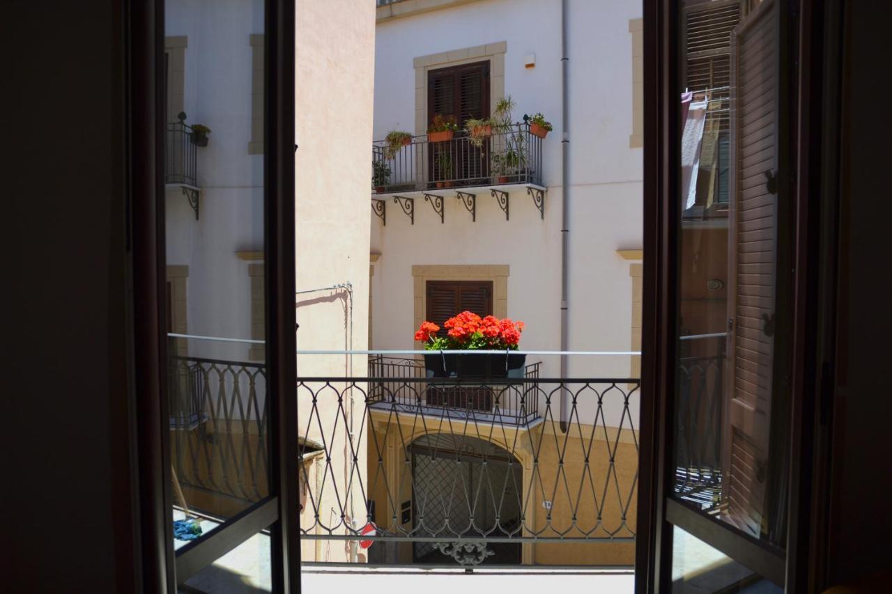 Hotel Isula Palermo Exterior foto